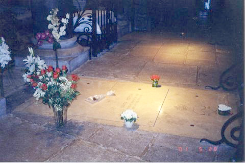 Grave Grace Kelly