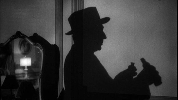 The Devil Bat (1940) - Blu-ray Review