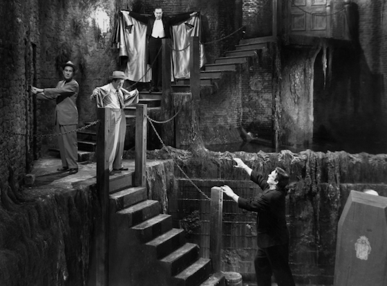 Abbott & Costello Meet Frankenstein (1948)