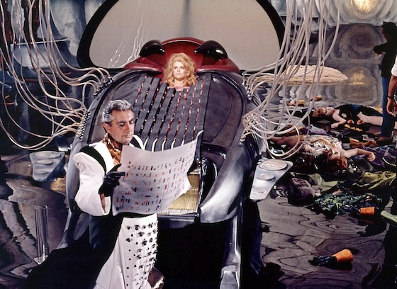 Barbarella (1968) Barbarella (1968)